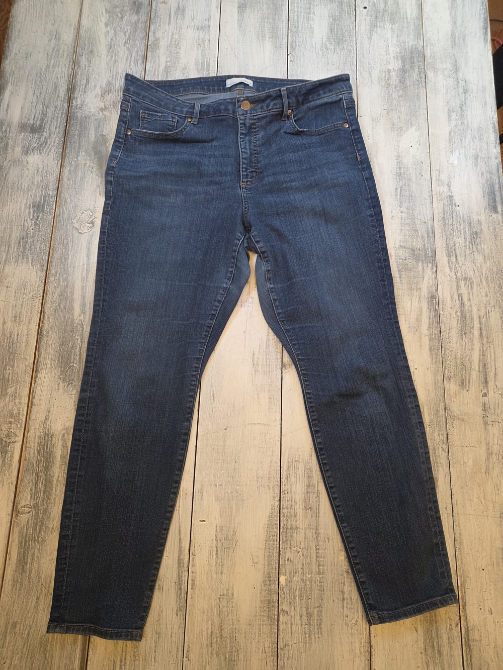 LOFT Women's Dark Blue Curvy Skinny Jeans sz 14/32